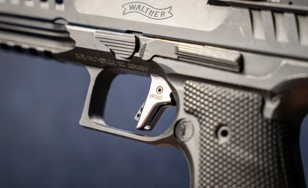 Walther PDP Steel Frame Match pistoolin kisaliipaisin nimeltään Dynamic Performance Trigger.