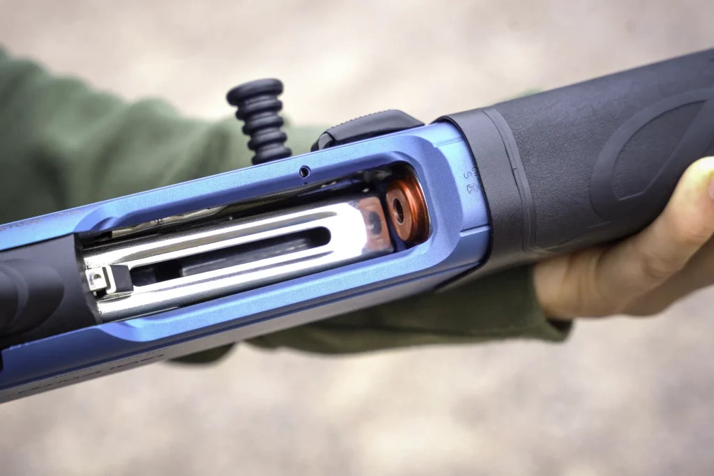 Beretta 1301 Comp Pro haulikon latausramppi